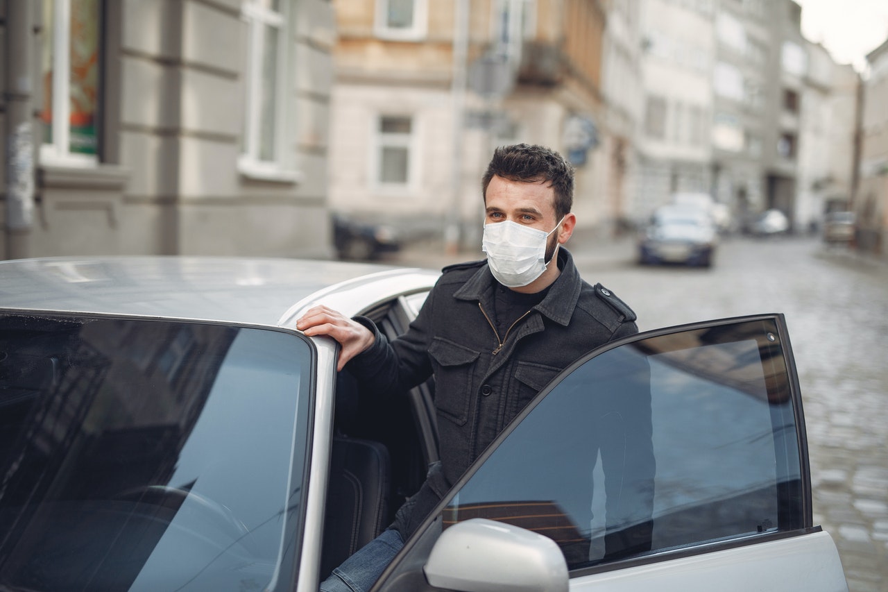Оренда авто з водієм в Києві